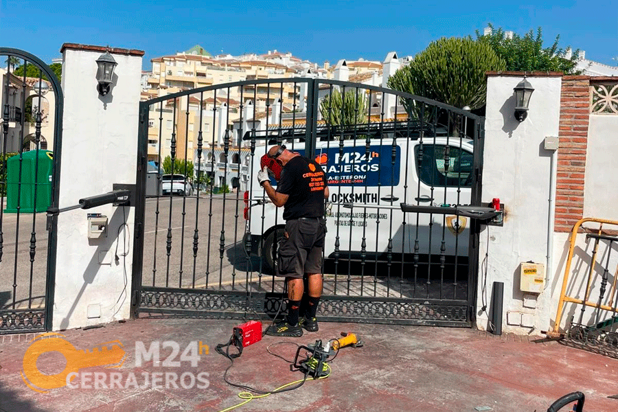 Montaje de cancela automática en Estepona y Marbella